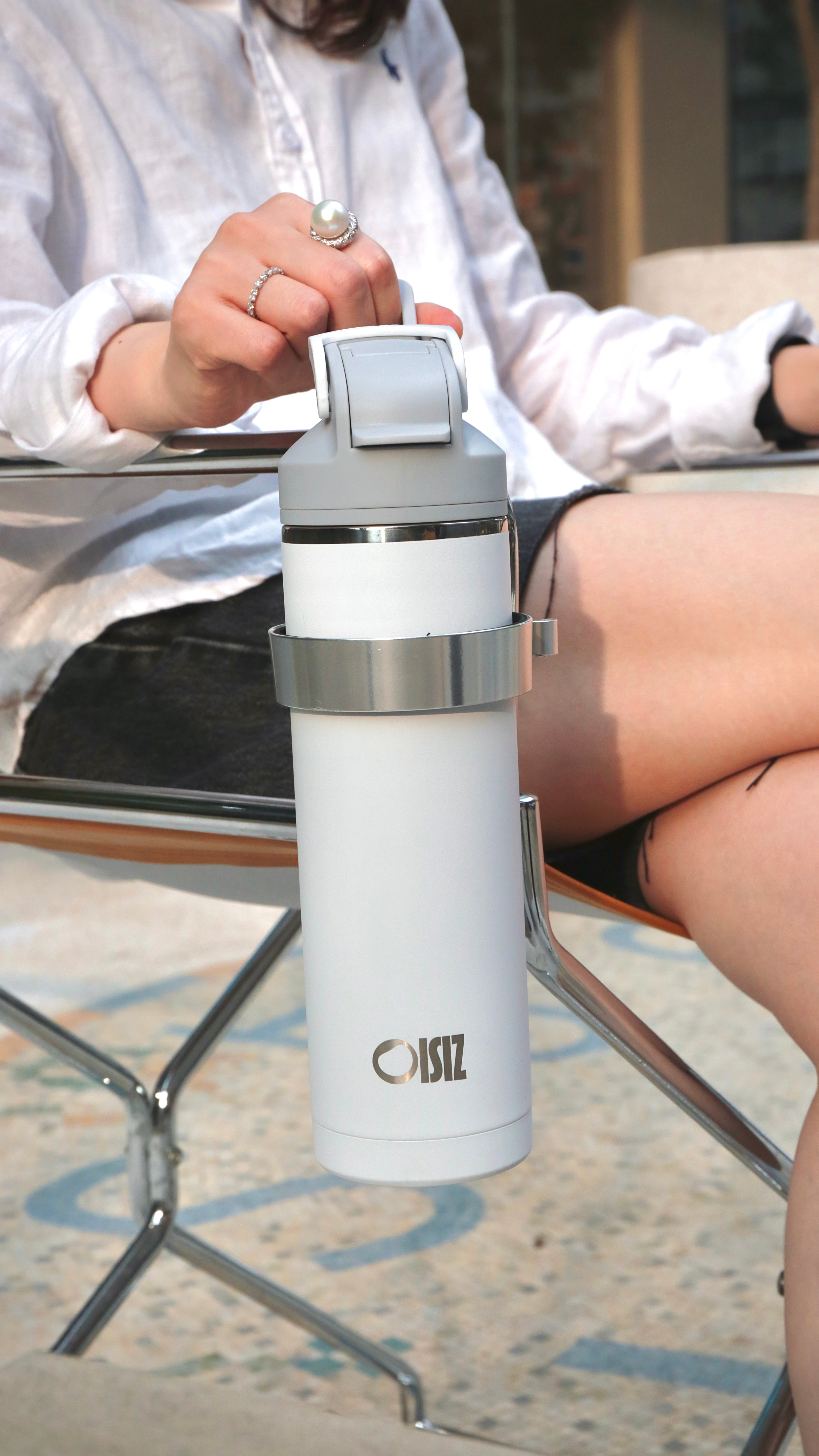 Why Your Water Bottle Is Your Quietest Superpower